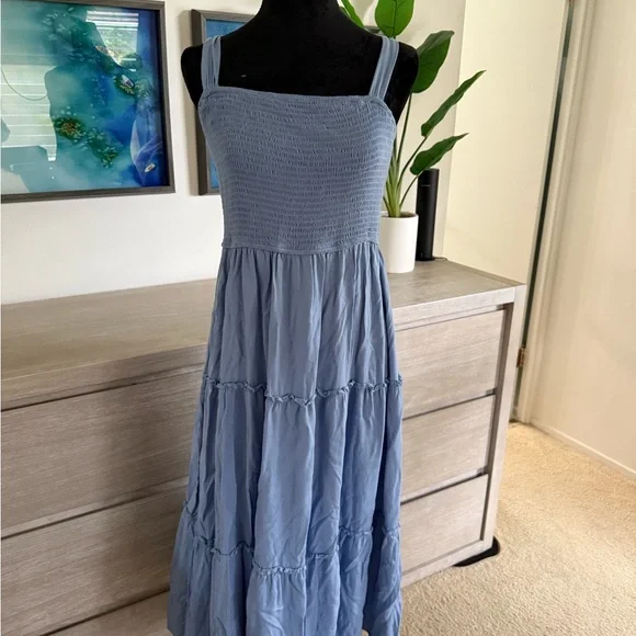 Elegant Navy Blue Women's Dress - Picture 10 of 14